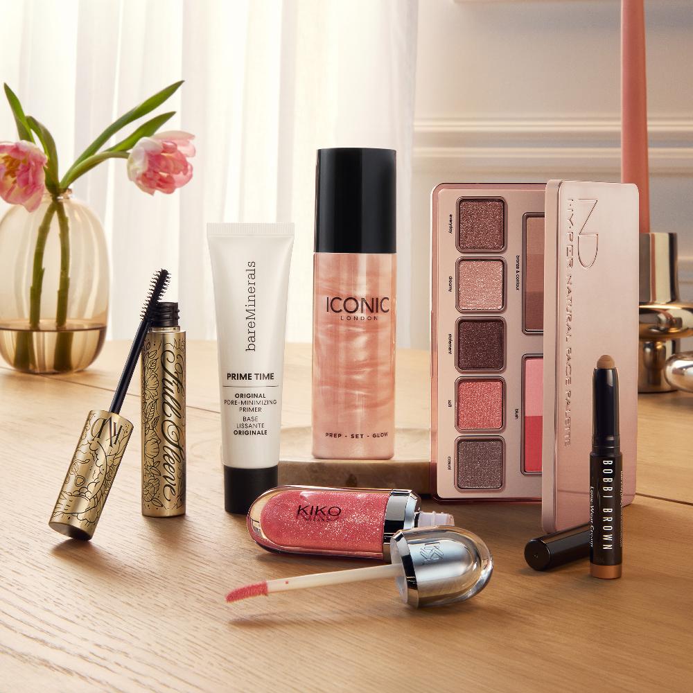 lookfantastic The Cosmetics Beauty-Edition (im Wert von über 190 €)