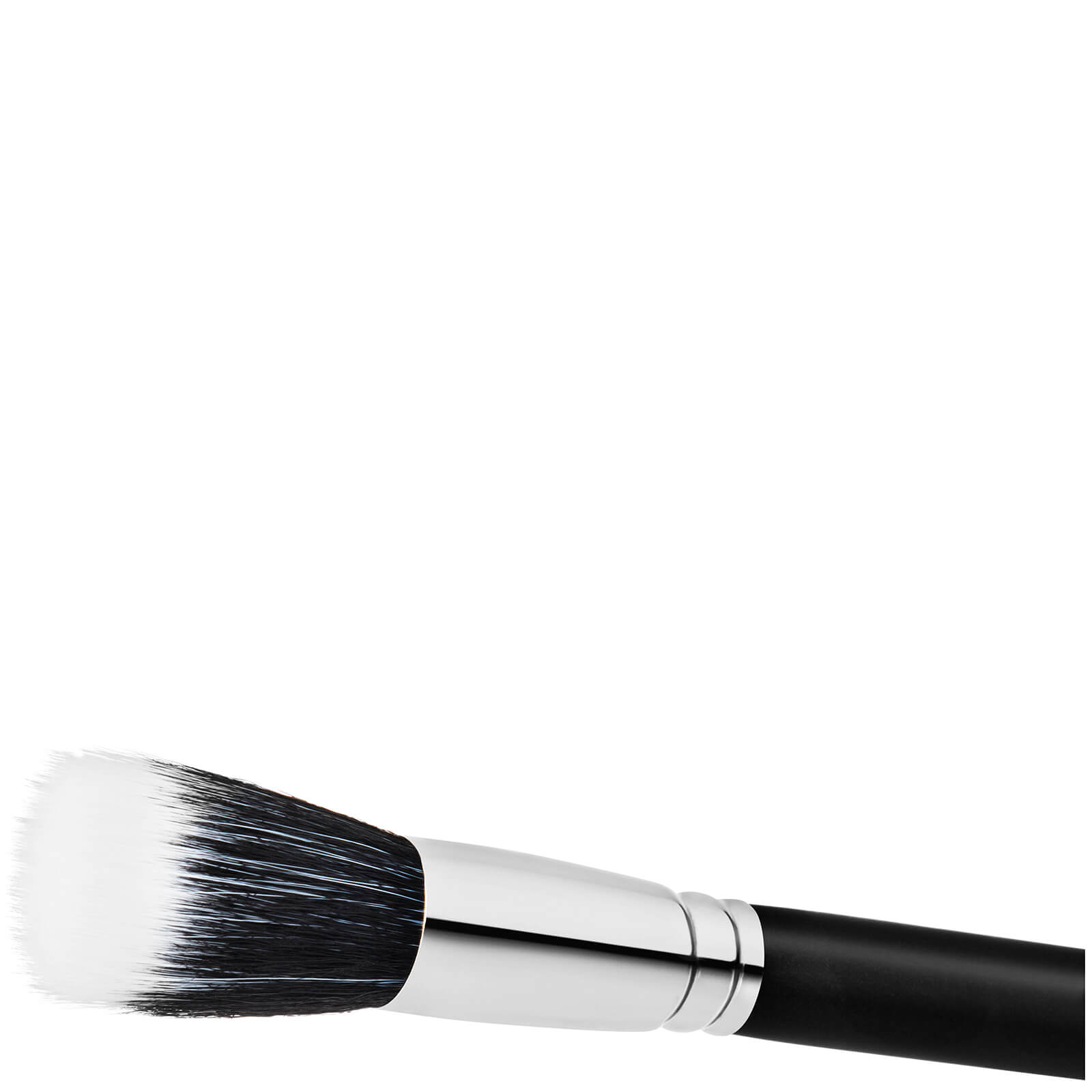 lookfantastic MAC 187S Duo Fibre Gesichtspinsel Letzte 3 Tage