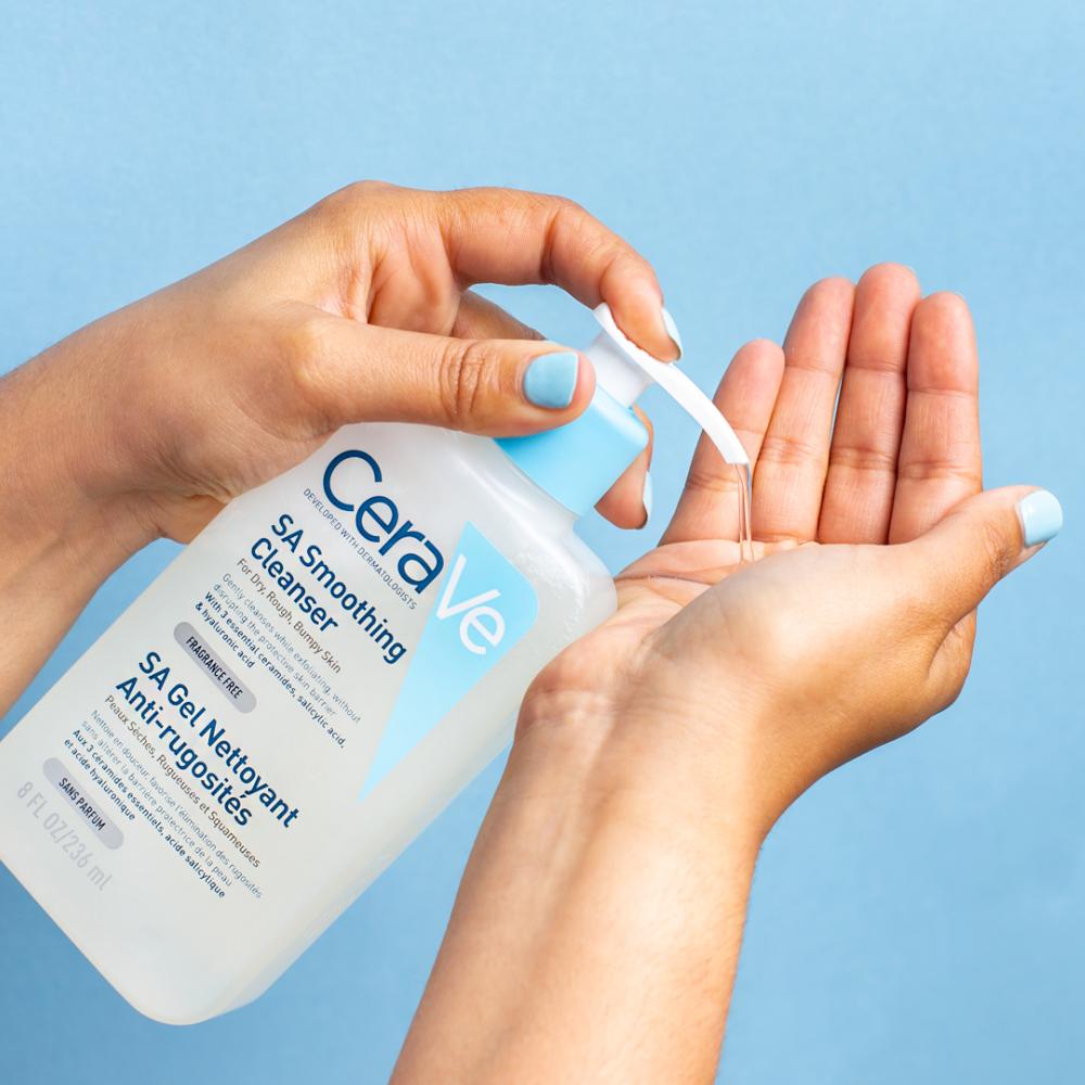 lookfantastic CeraVe SA Glättende Reinigungsmilch mit Salicylsäure für Trockene Raue und Unebene Haut 236 ml Limitierter Zeitrabatt