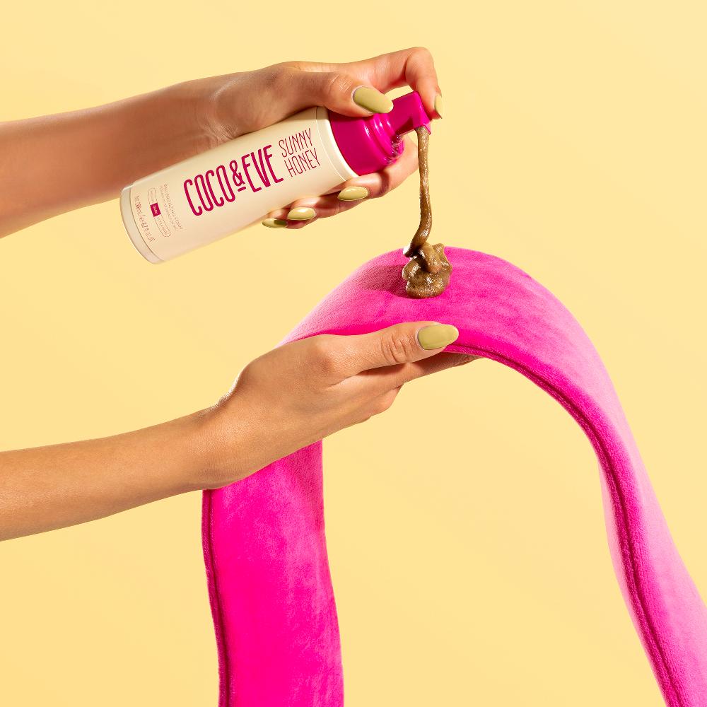 lookfantastic Coco & Eve Sunny Honey Rückenbräunungsapplikator Exklusive Angebote