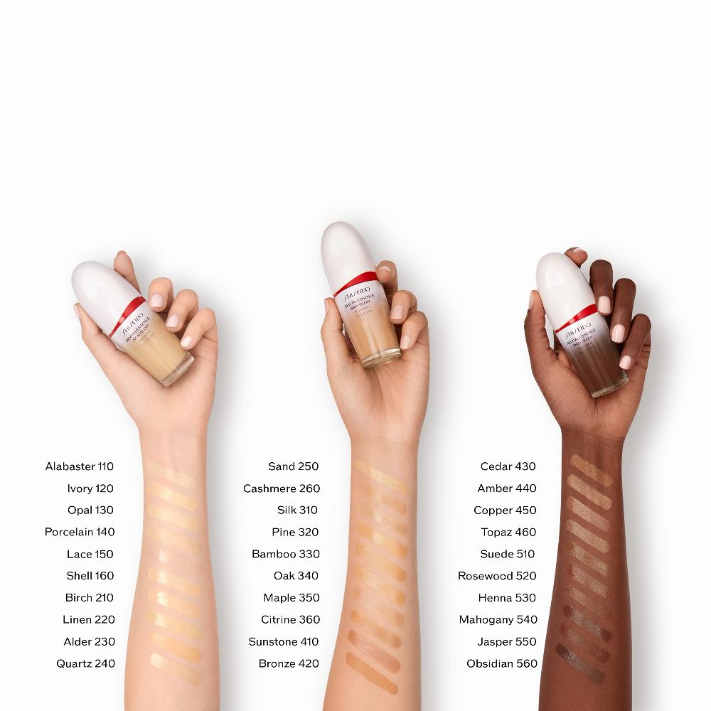 lookfantastic Shiseido Revitalessence Glow Foundation 30 ml (Verschiedene Farbtöne) Online Outlet