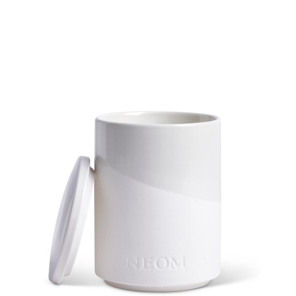 lookfantastic NEOM Schwarzer Pfeffer und Bergamotte Duftkerze 320 g Bis zu 65% Rabatt