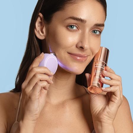 FOREO FOREO BEAR™ 2 go tonisierendes Mikrostrom-Gerät für das Gesicht Bis zu 50% Rabatt