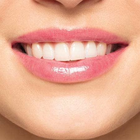 Clarins Clarins Lip Perfector Shimmer Lipgloss mit feuchtigkeitsspendender Wirkung Letzter Tag