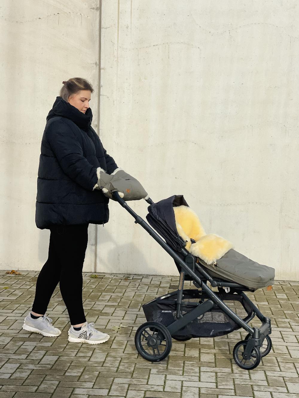 babymarkt Handwärmer heatesly Lammfell oliv Bestseller