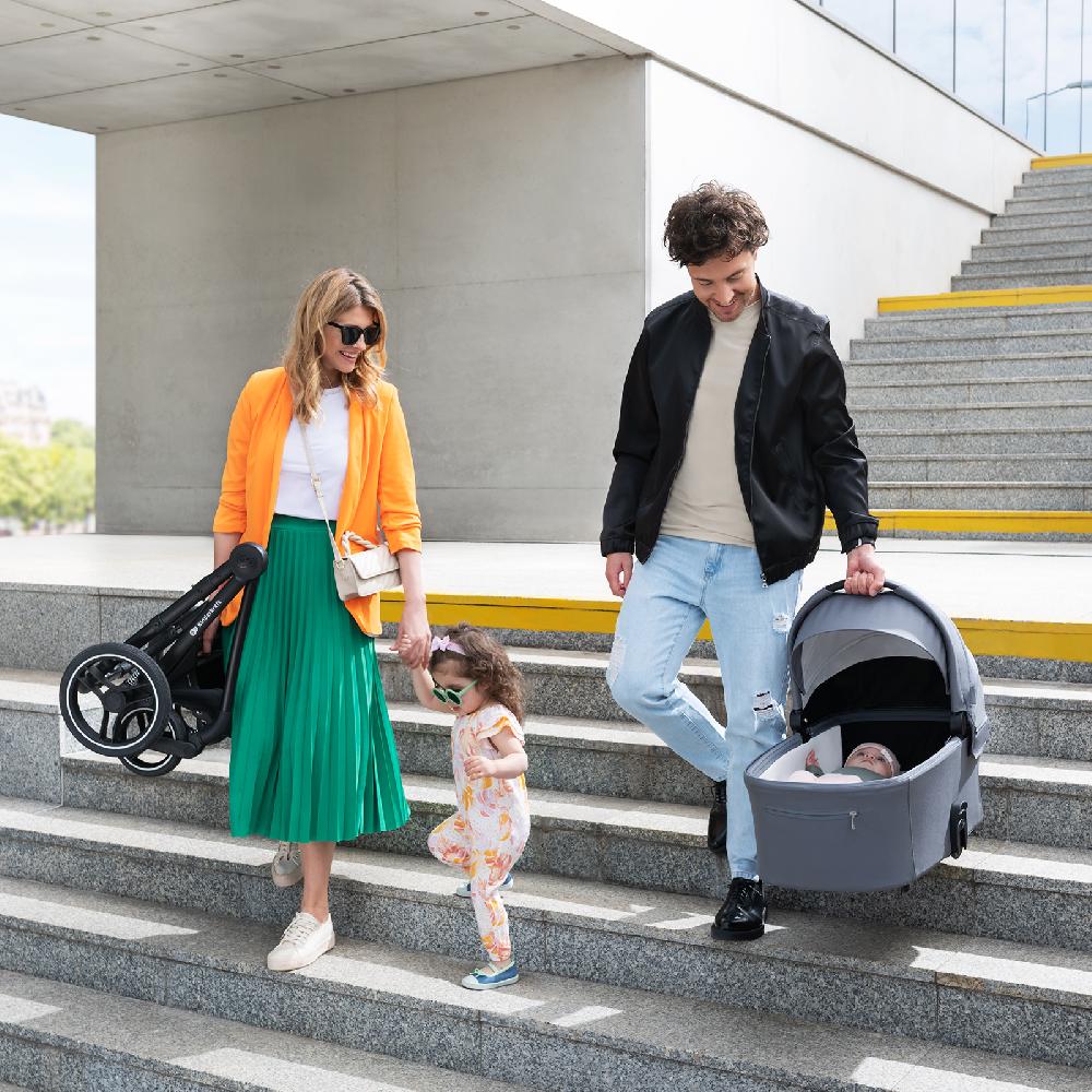 babymarkt Kombikinderwagen NEA 2 in 1 midnight black Saisonale Angebote