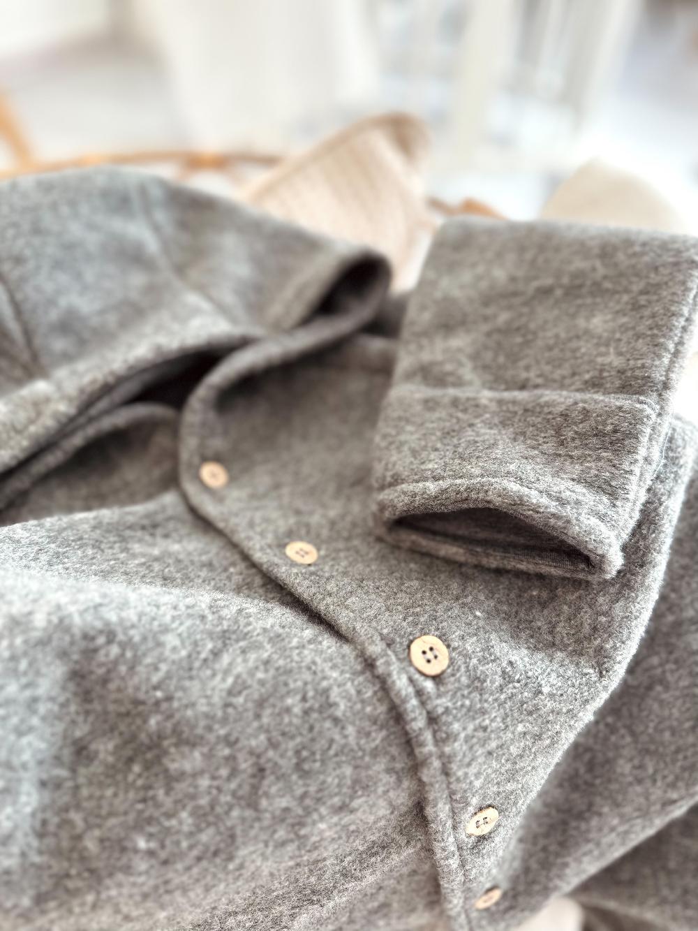 babymarkt Wollwalk Overall kaergely grau Fabrikladen