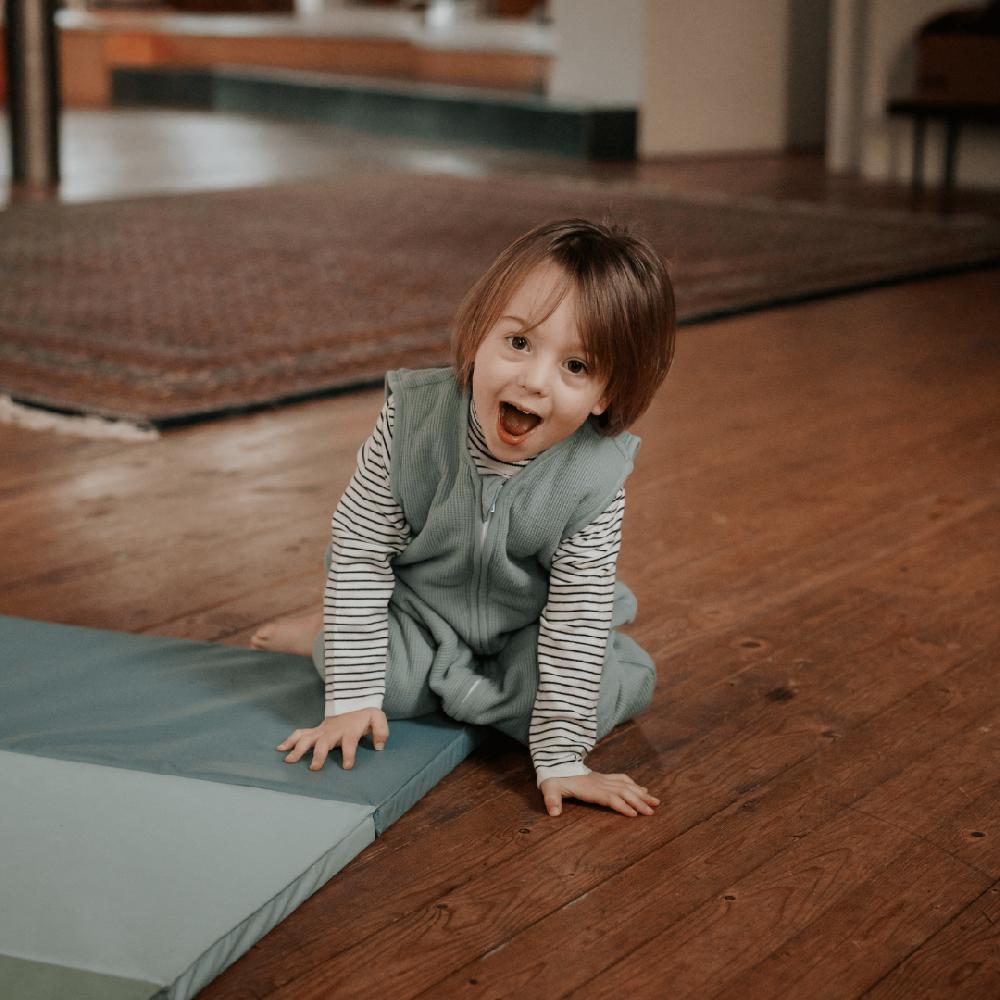 babymarkt emma & noah Schlafsack mit Umschlag-Füßen Essential Mint Verkauf