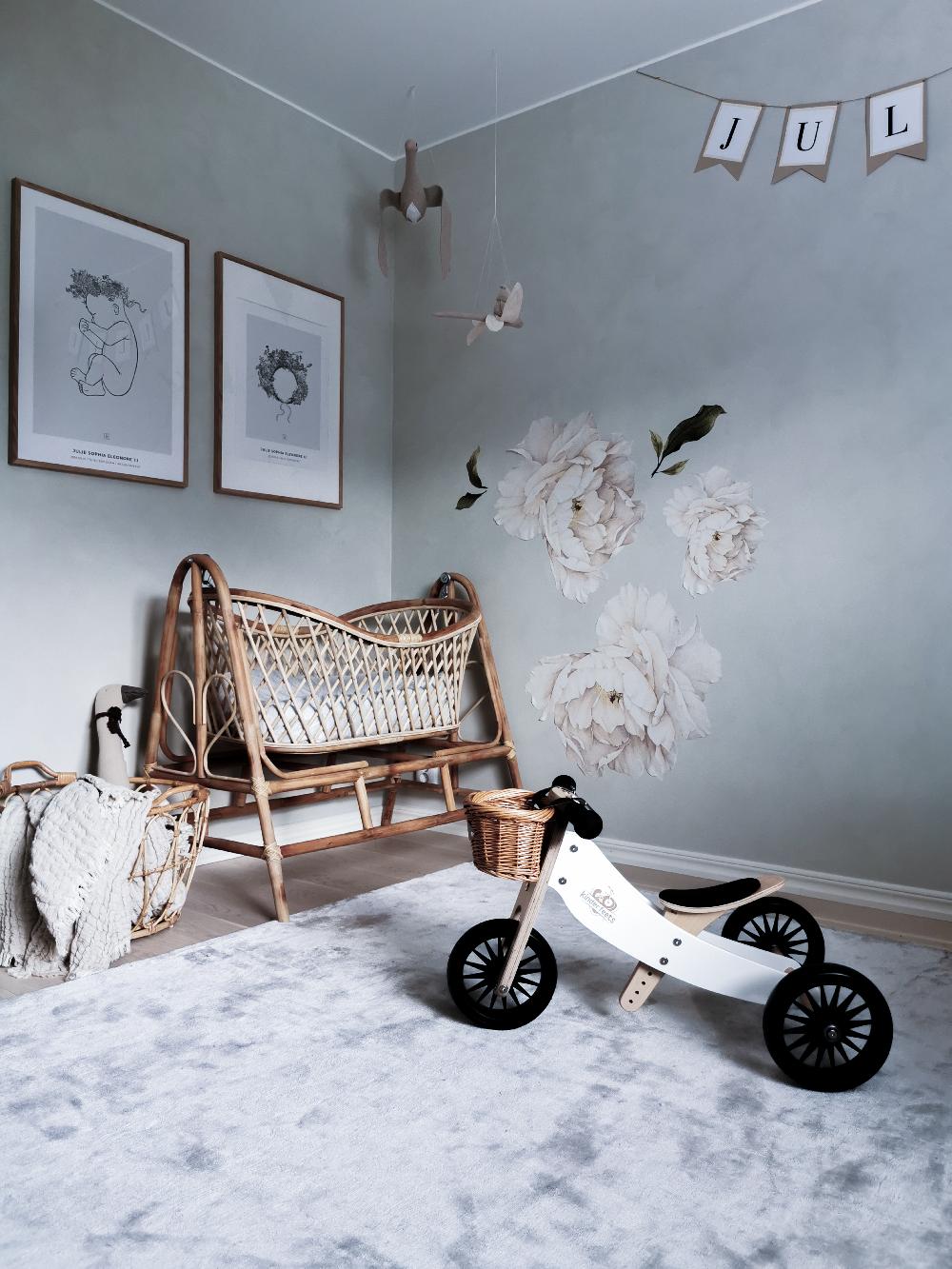 babymarkt 2-in-1 Dreirad Tiny Tot Plus weiß Versandkostenfrei