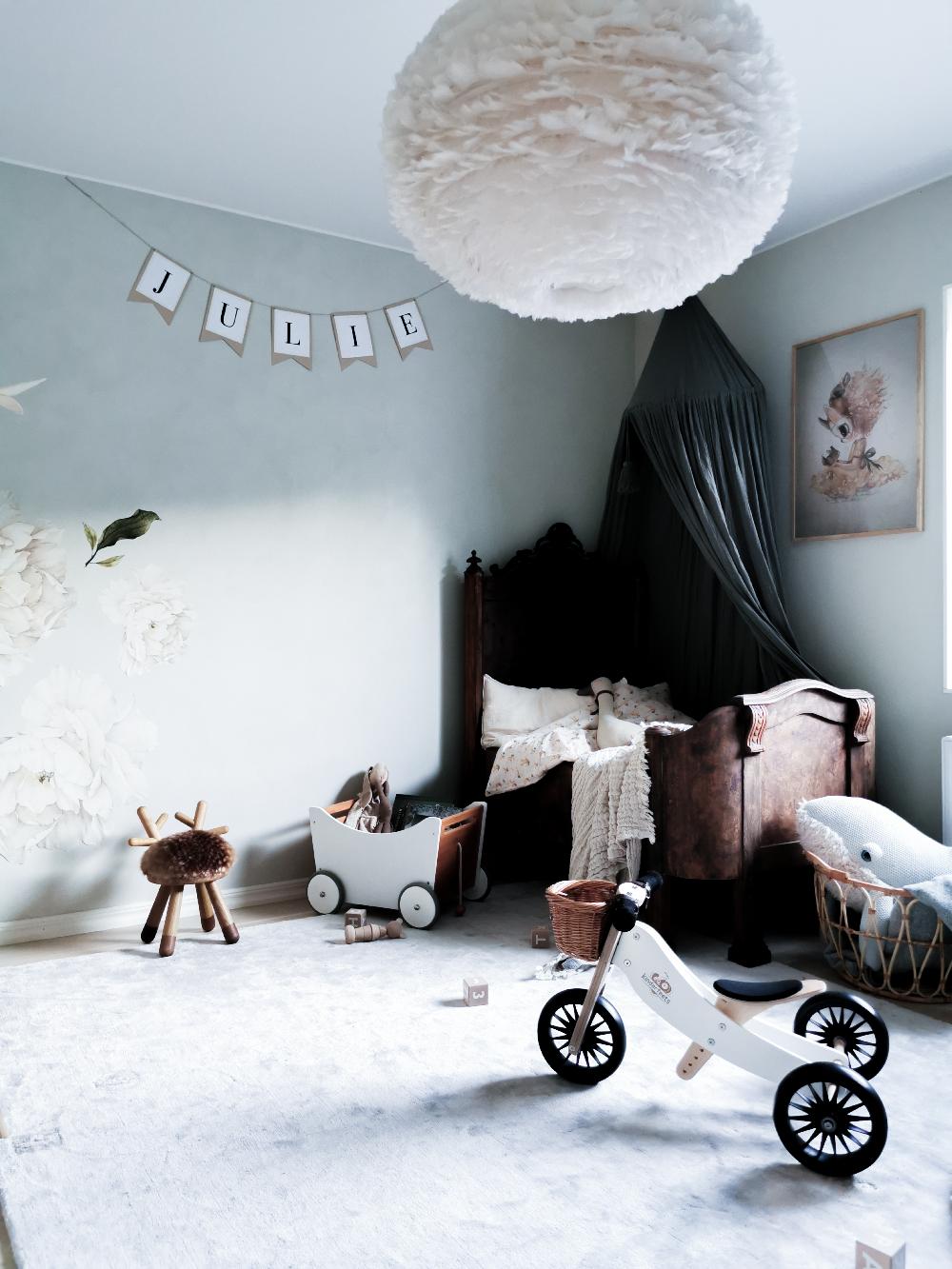 babymarkt 2-in-1 Dreirad Tiny Tot Plus weiß Versandkostenfrei